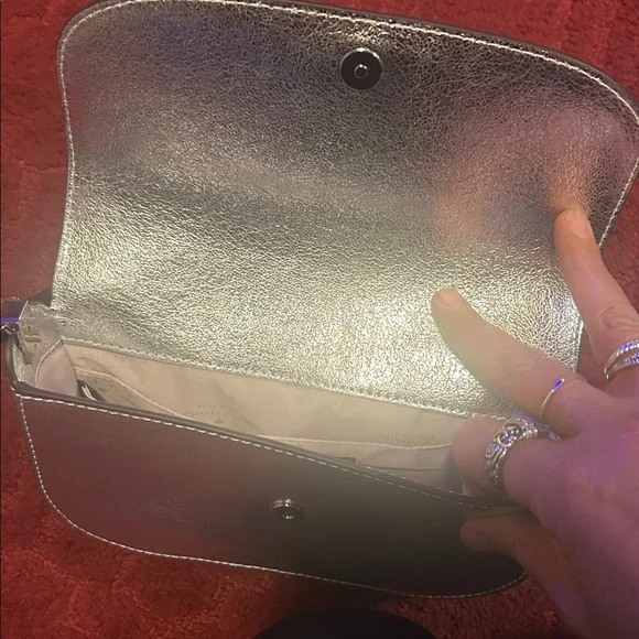 🩶BRAND NEW WITH TAGS🩶Kate Spade Metallic Silver Shoulder Bag - Picture 7 of 16
